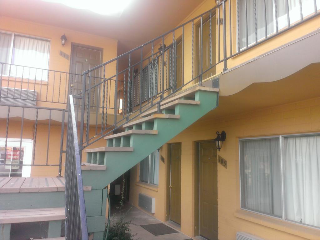 Heritage House Motel Прескот Екстер'єр фото